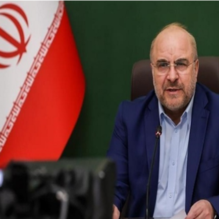 وفد إيراني يزور سلطنة عمان لمناقشة ترتيبات مضيق هرمز
