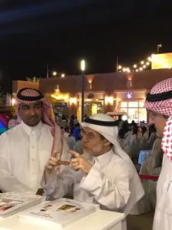 قواعد التعامل مع زملاء العمل