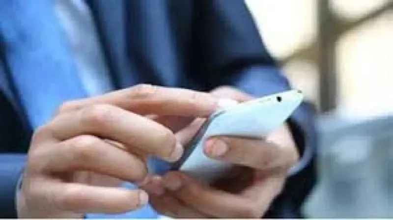 حكم الاشتراك في مسابقات القنوات الفضائية عن طريق رسائل الهاتف النقال